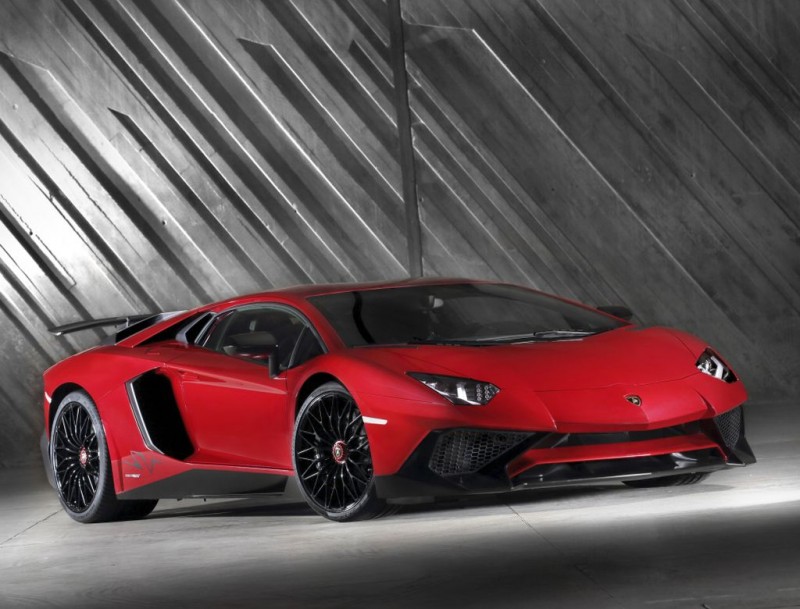 Lamborghini Aventador LP 750-4 Super Veloce : comme son nom l'indique - photo 11