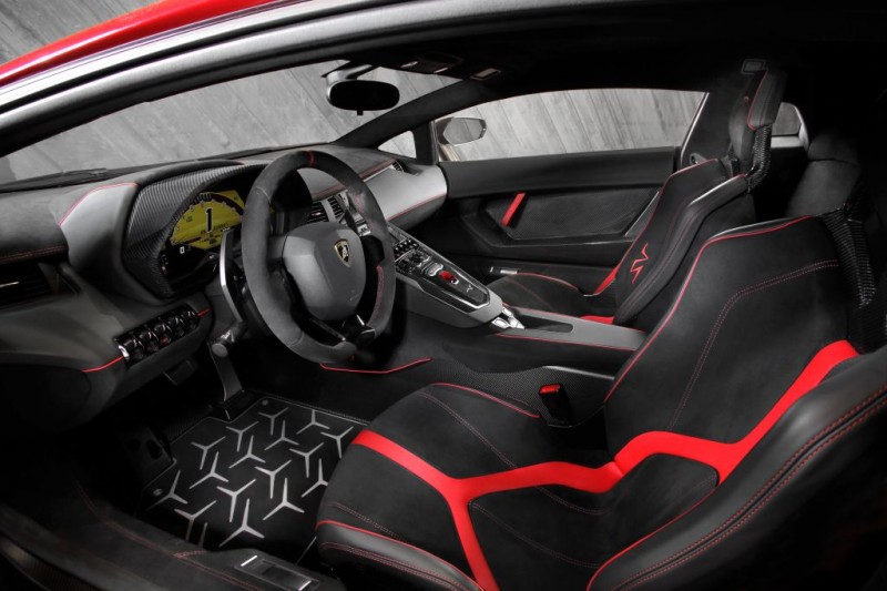 Lamborghini Aventador LP 750-4 Super Veloce : comme son nom l'indique - photo 12