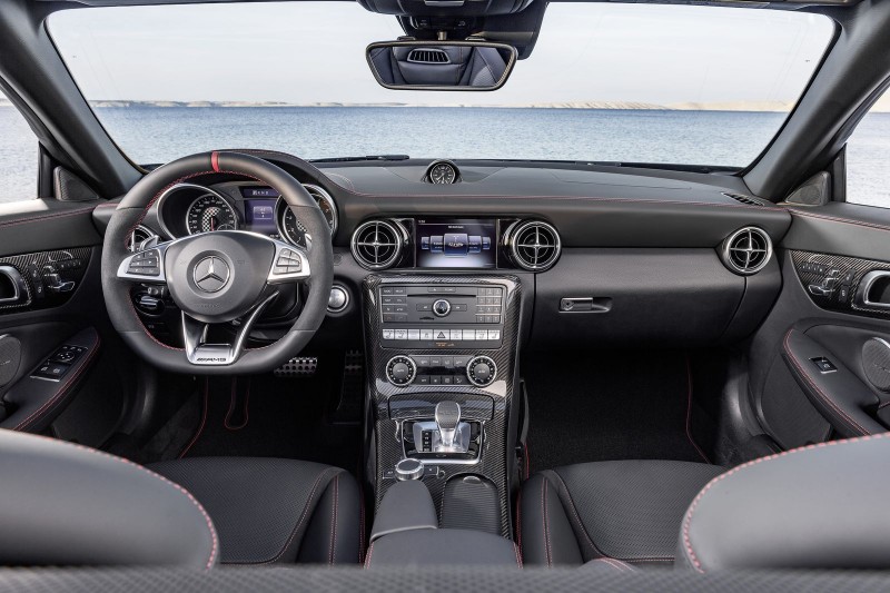 Mercedes SLK AMG : nouveau nom et nouveau moteur - photo 10