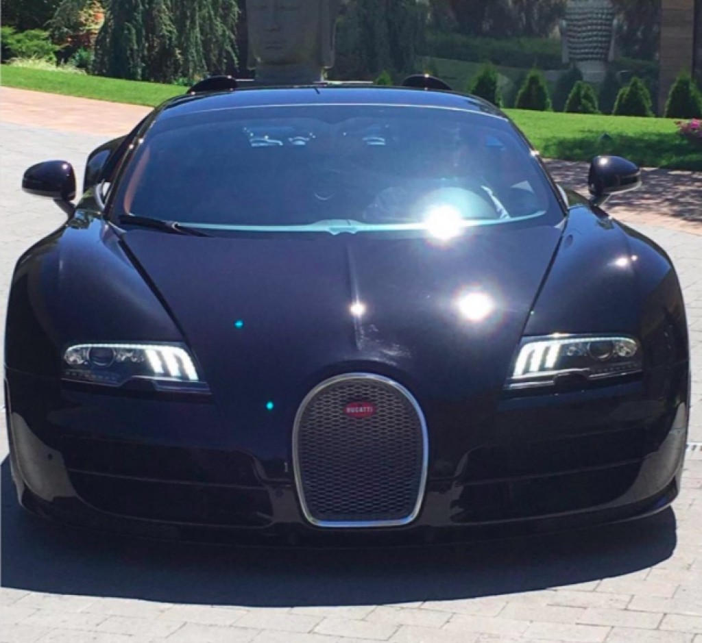 Après l'Euro, Cristiano Ronaldo s'offre une Bugatti - photo 10