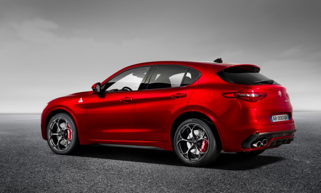 Alfa Romeo : son premier SUV est plus rapide qu'un Cayenne - photo 11