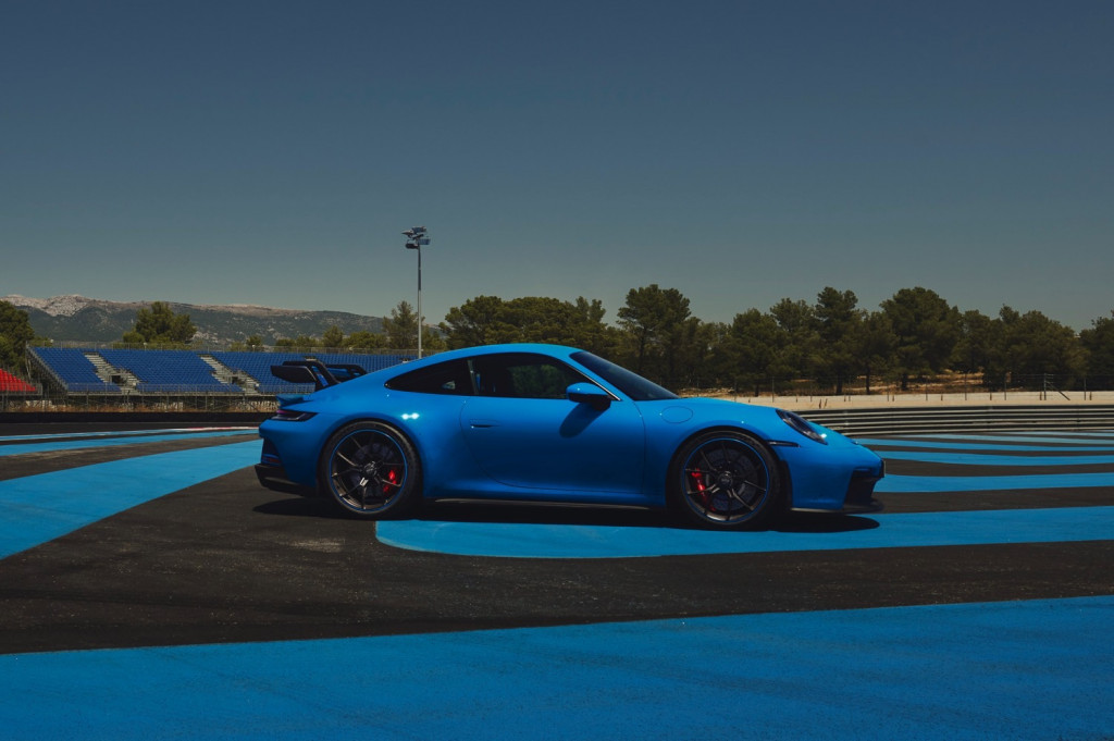 Porsche 911 GT3 : de la piste à la route - photo 12