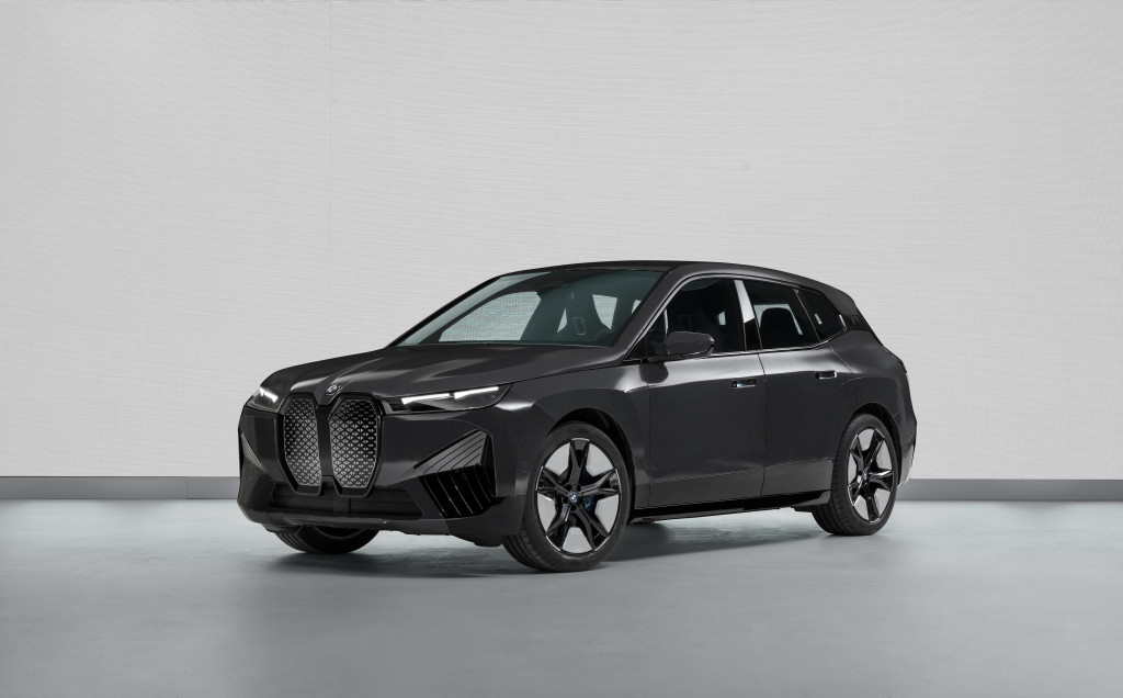 BMW présente une auto capable de changer de couleur - photo 11